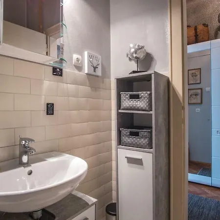 Apartman Cozy In The Heart Of